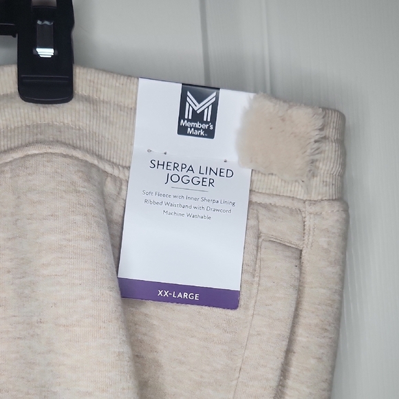 Cream Joggers with Tapered Leg and Versatile Style - Picture 3 of 5